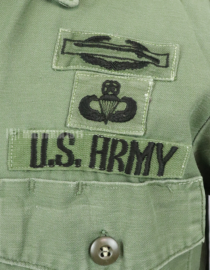 実物　アメリカ陸軍　ユーティリティシャツ　OG-107 　第一師団パッチなど徽章付（後付け）